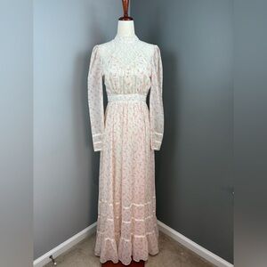 Vintage Candy Jones California 1970s Prairie Maxi Dress Sm Pink Floral Cream